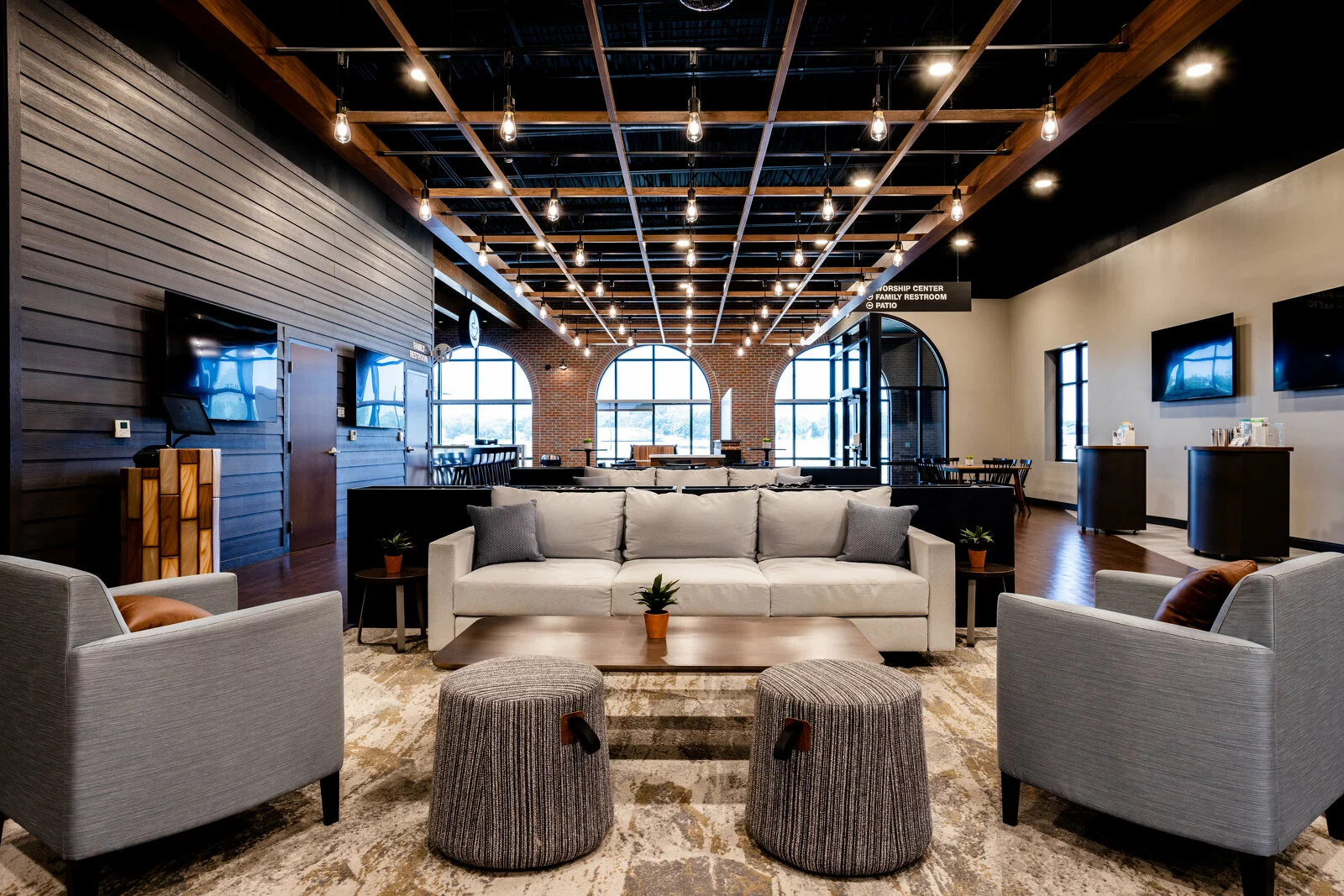 Christ Chapel — South Campus - Aspen Group